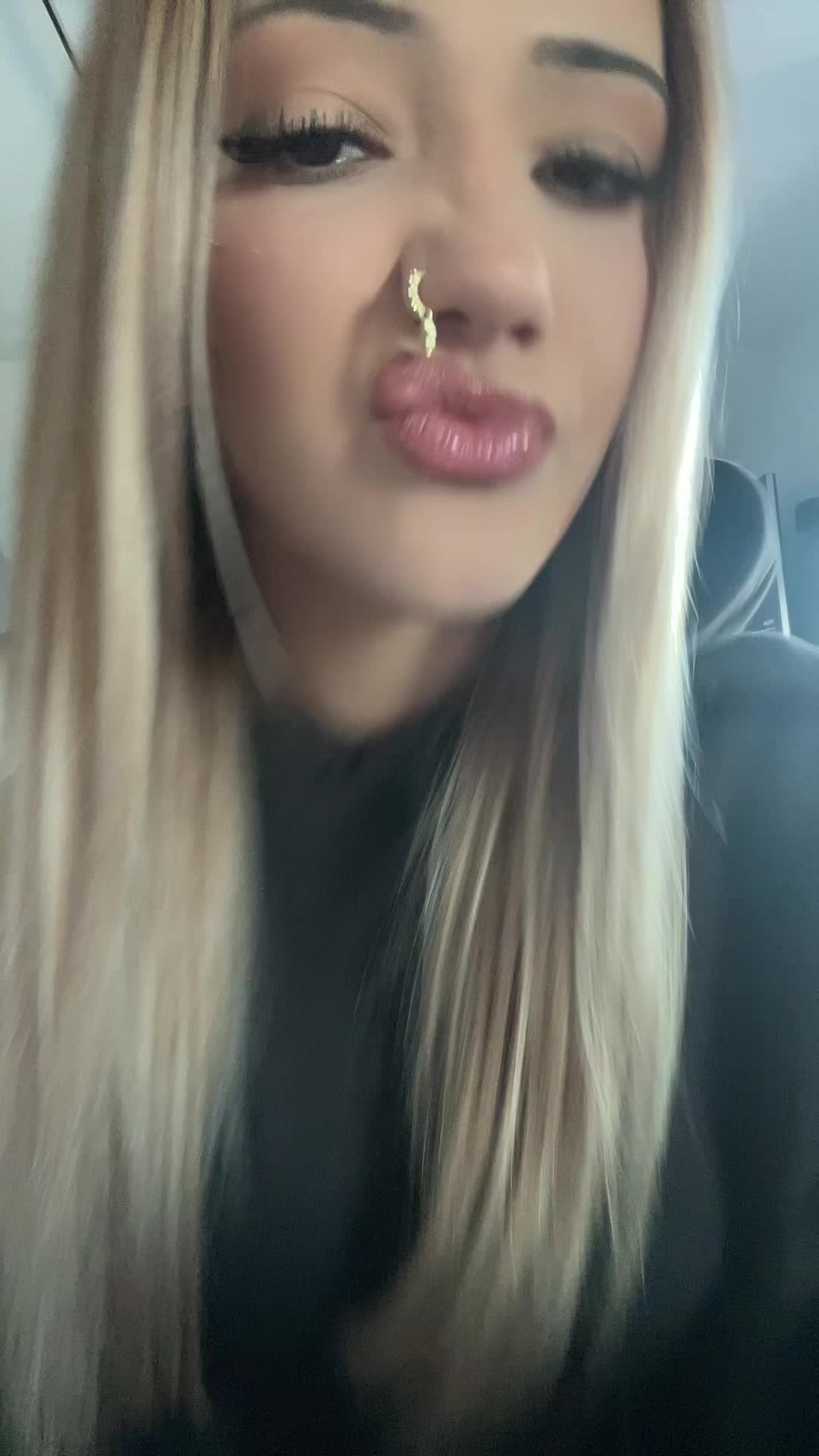 @bombaoju2fe