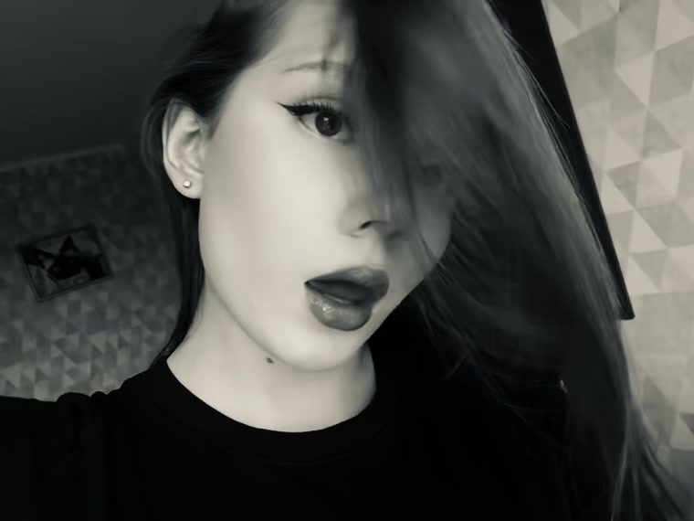 @glrvrnn