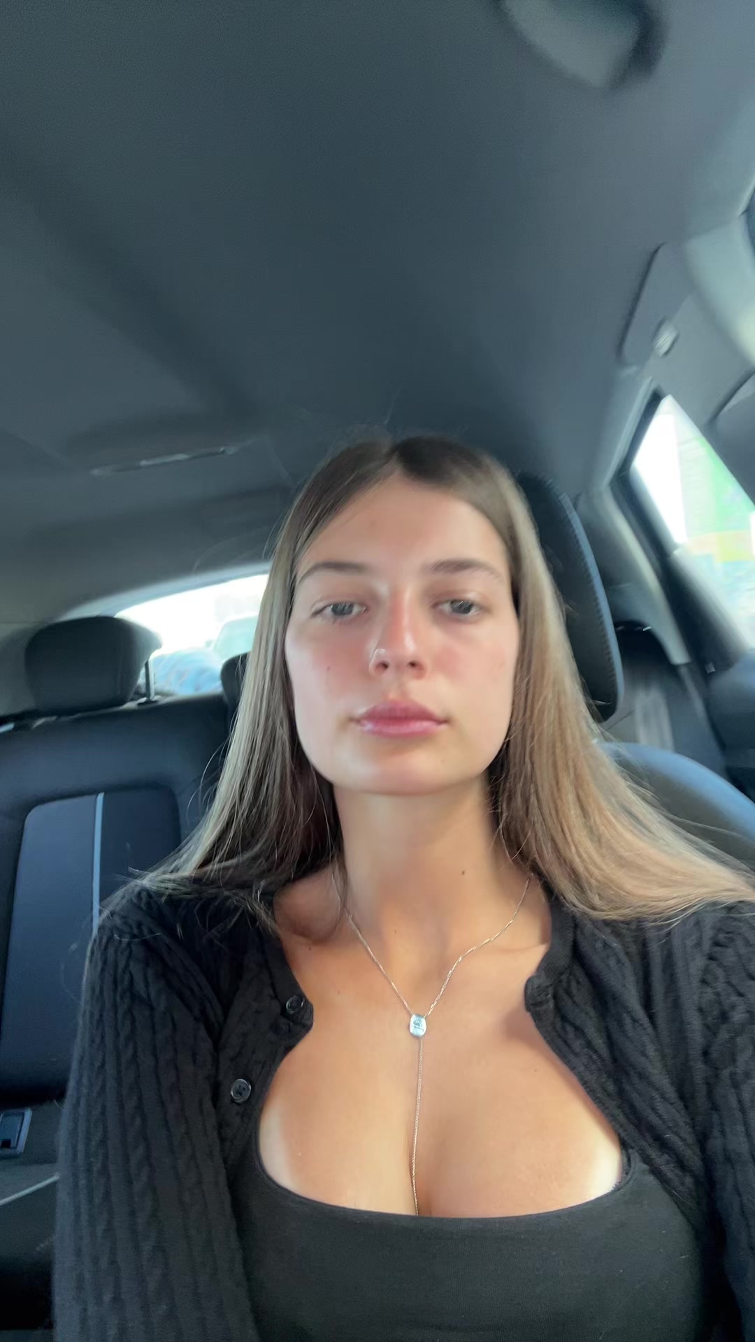 @danielle_joseph_