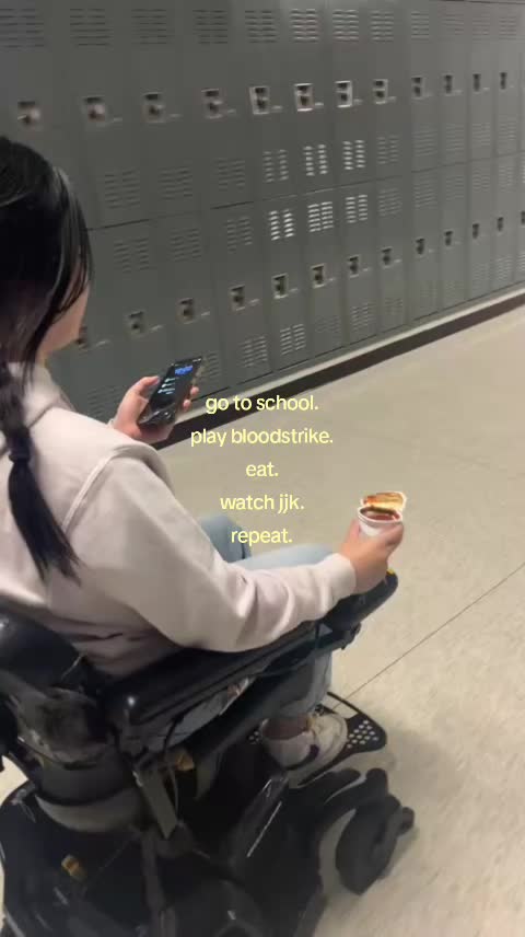 @Allisson โโ๏ฝก๐ฆน°โงโ