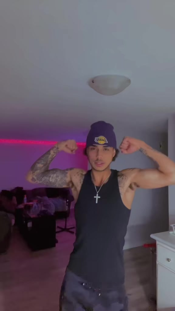 @HBK