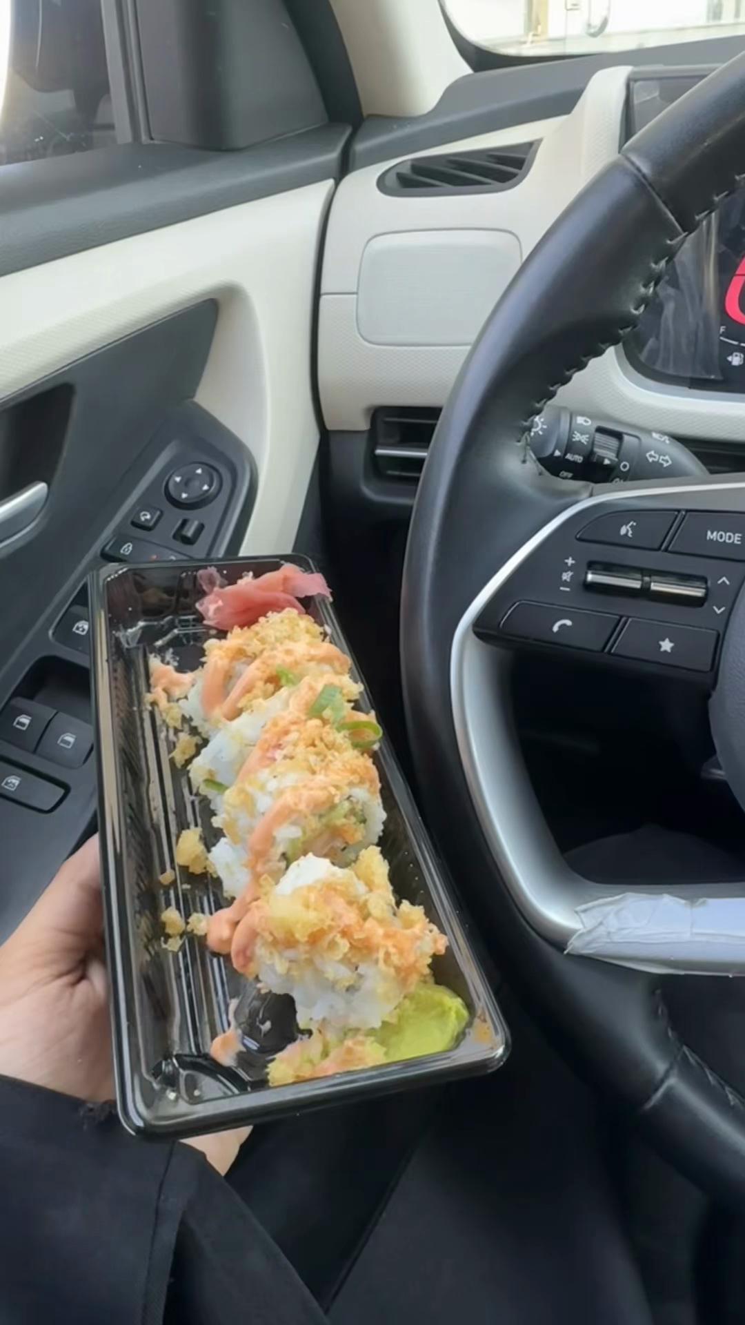 @دينو سوشي 🦖