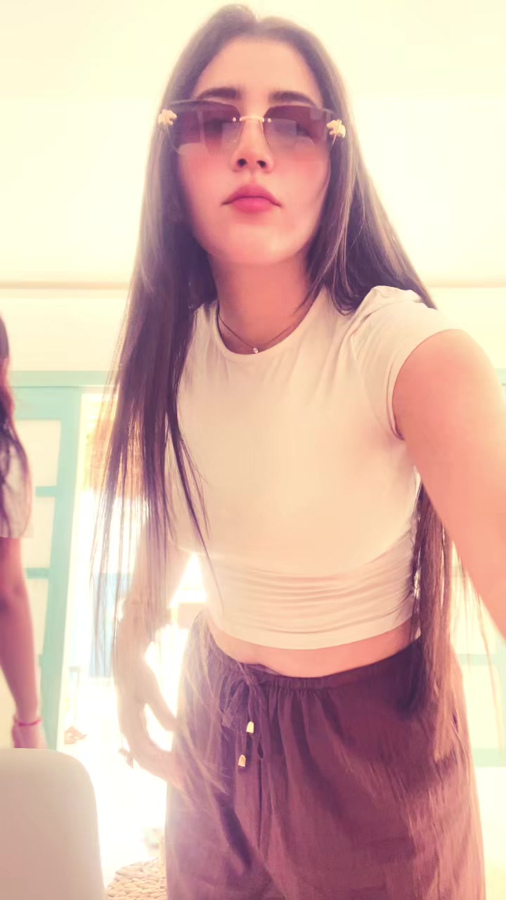 @Scarlet Olivo V🍬