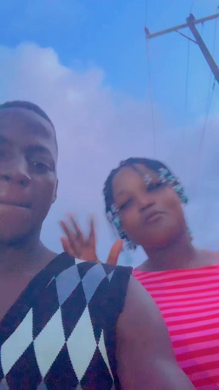 @Anikeade💕💕🥹