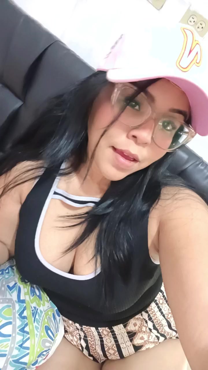 @GloriSting🦂