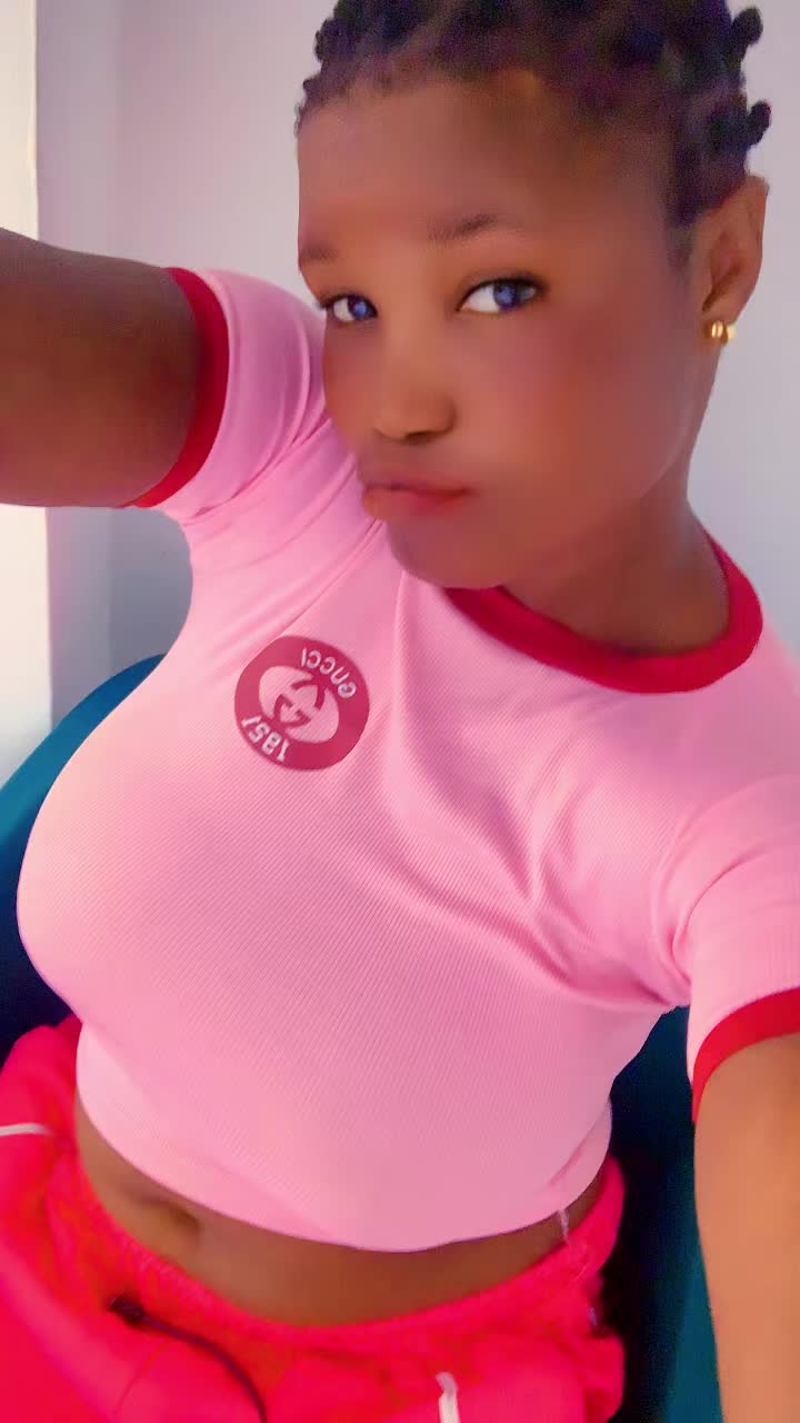 @Anikeade💕💕🥹