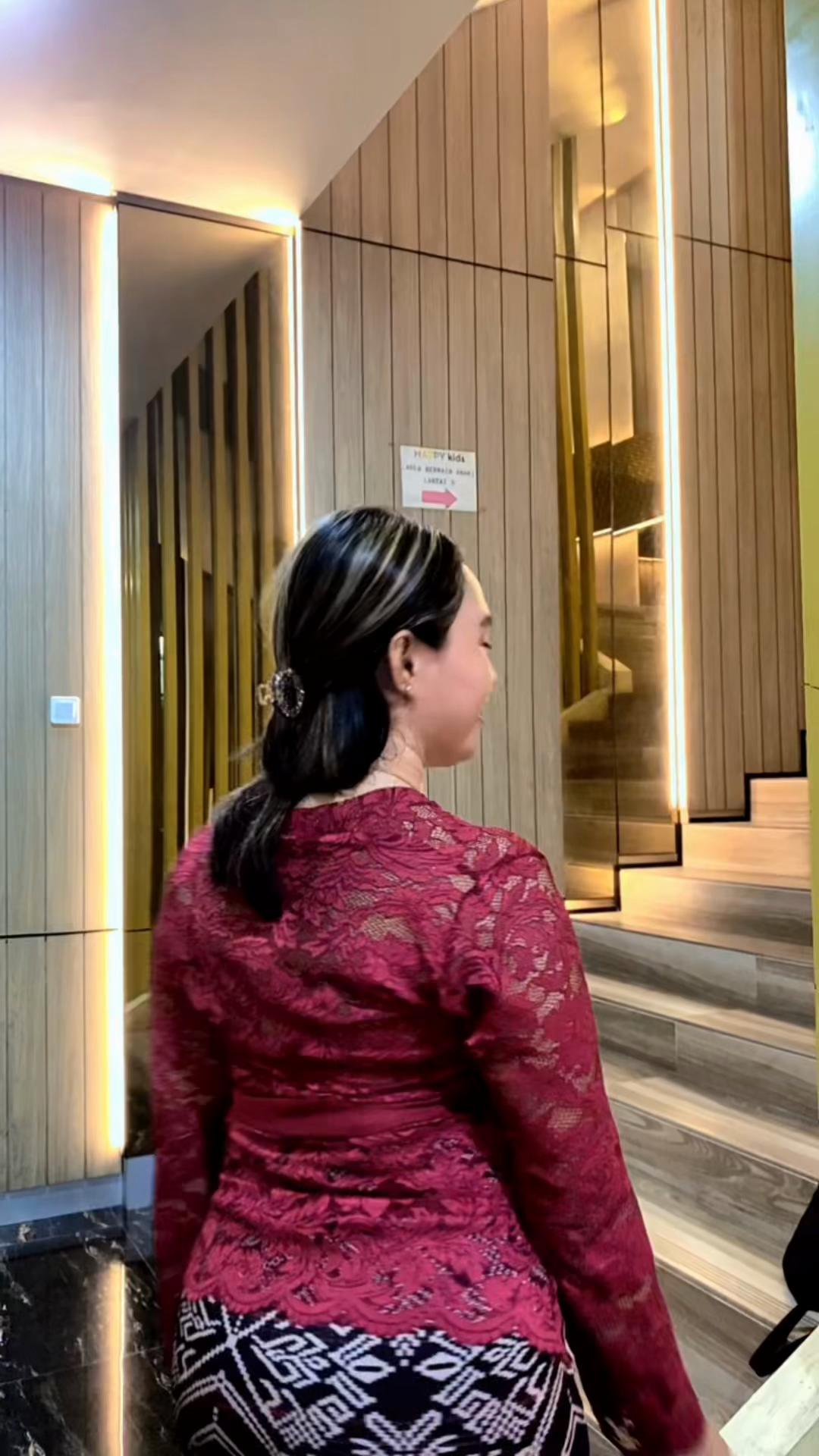 @Perempuan Tobelo
