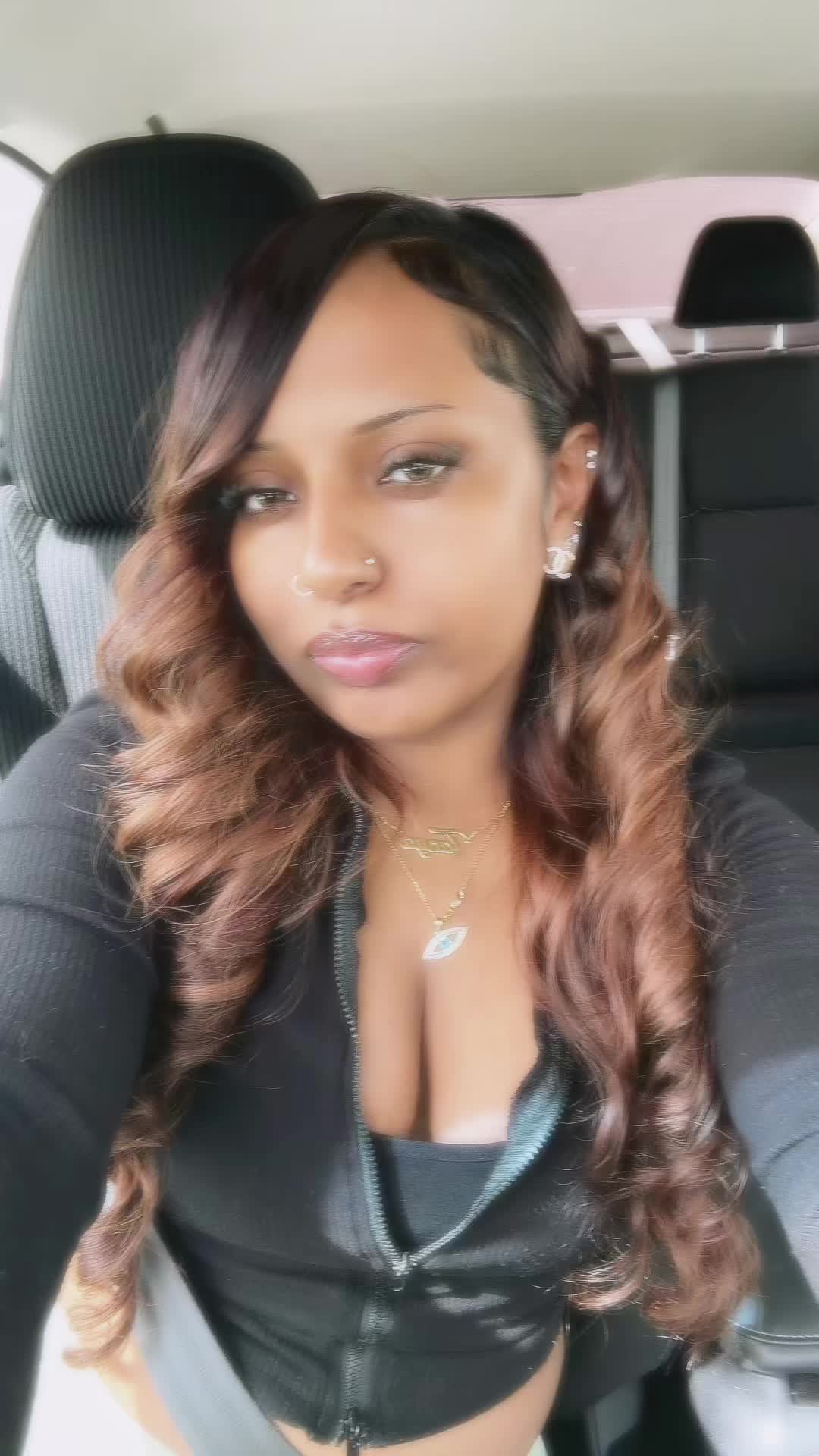 @Nia306