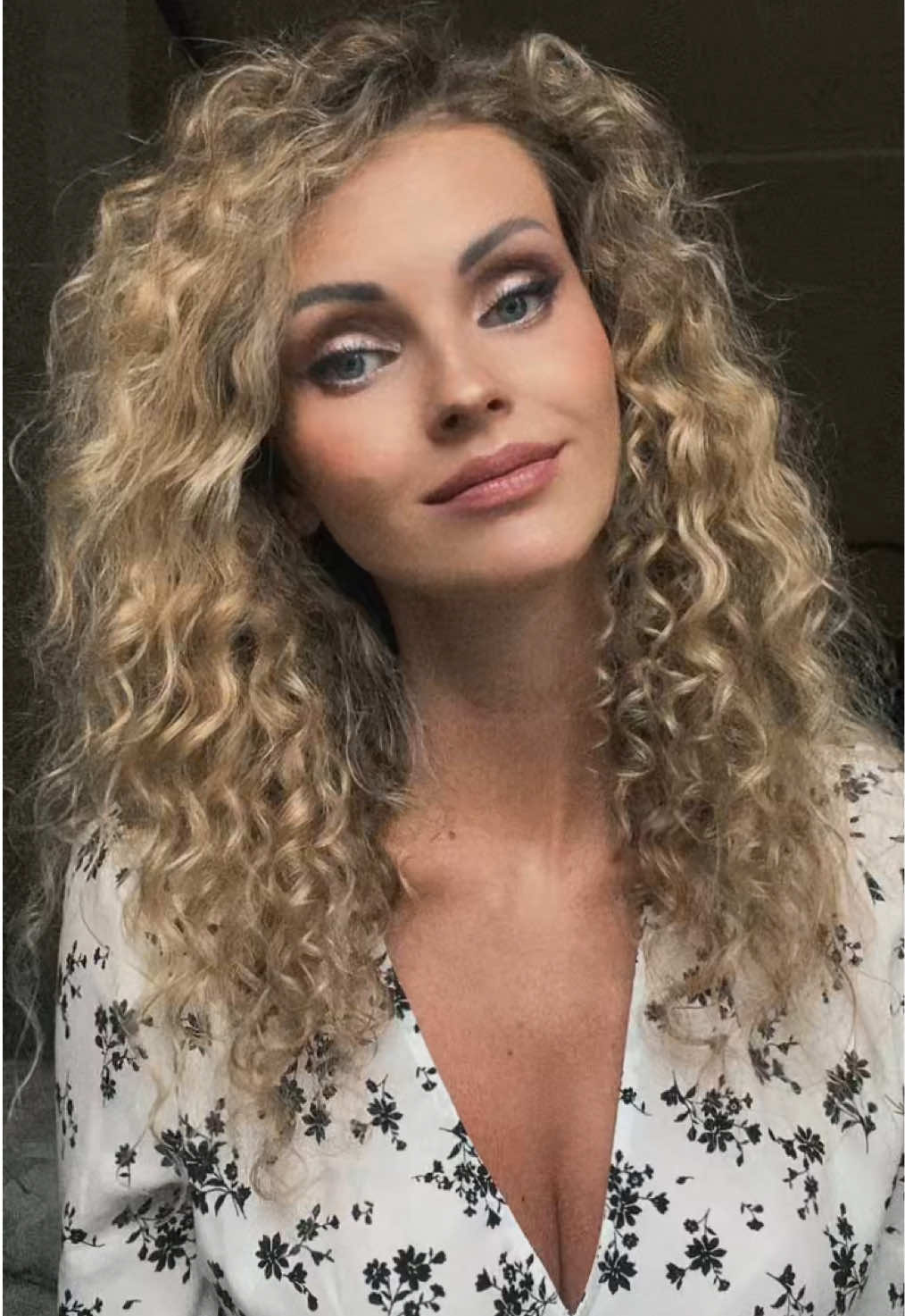 @𝑷𝒐𝒍𝒍𝒚