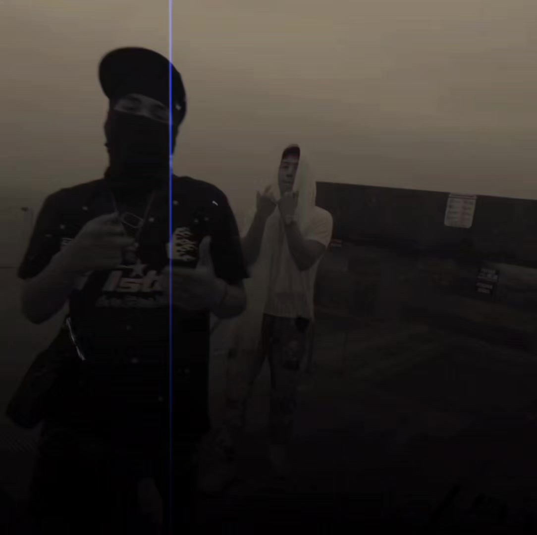 @𝟦𝓇𝓀