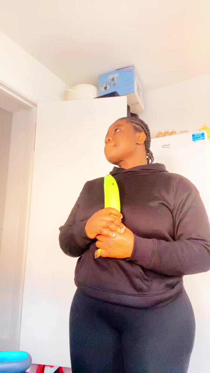 @Akua Adiepena 💚