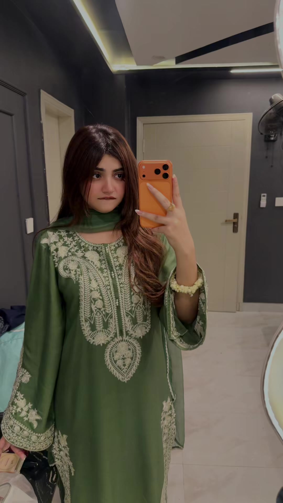 @Dr. Aleeya Shoaib 👑