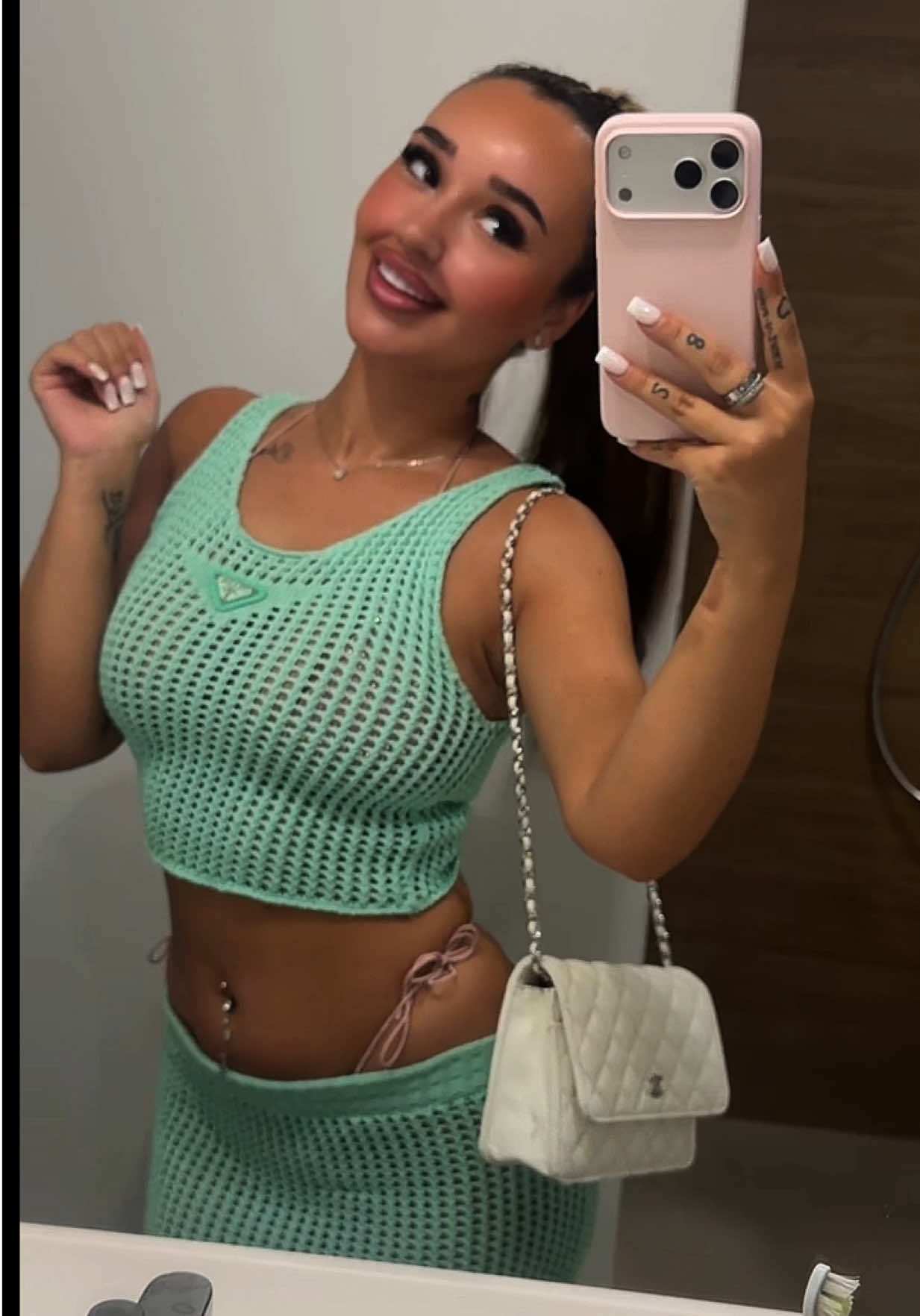 @Isabella Silvia