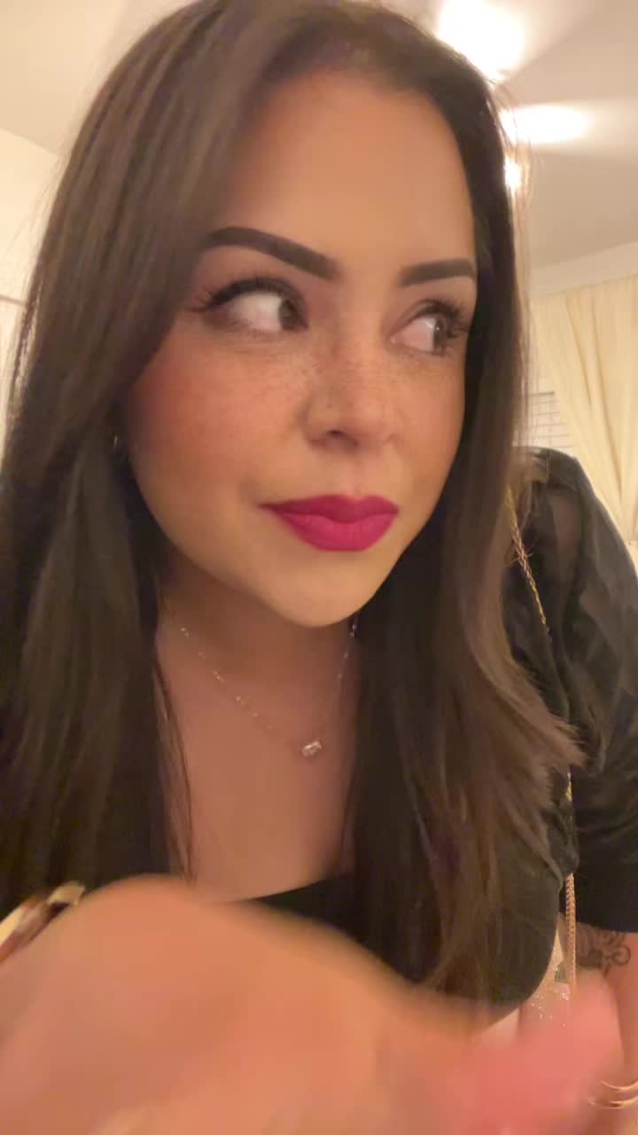 @Lorena👀