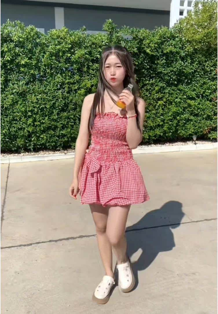 @พลอยใส 🦋