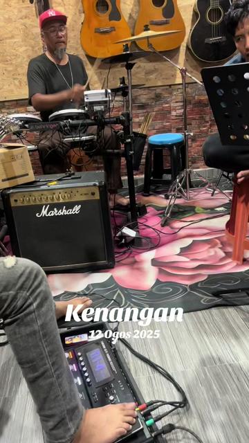 @PASAK SENI