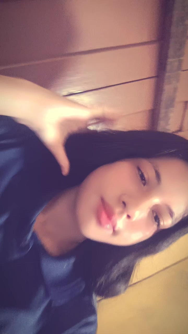 @_anjinha&pi;&pi;_