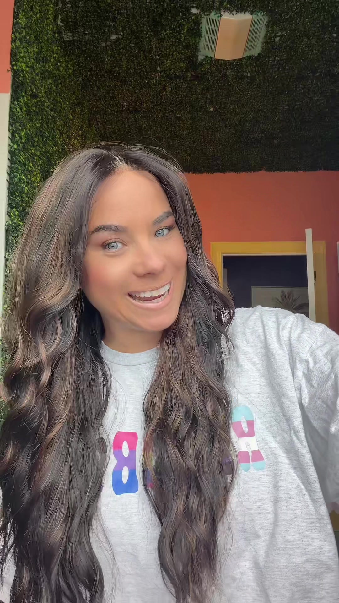 @Elizabeth Wears Wigs 🏳️&zwj;🌈