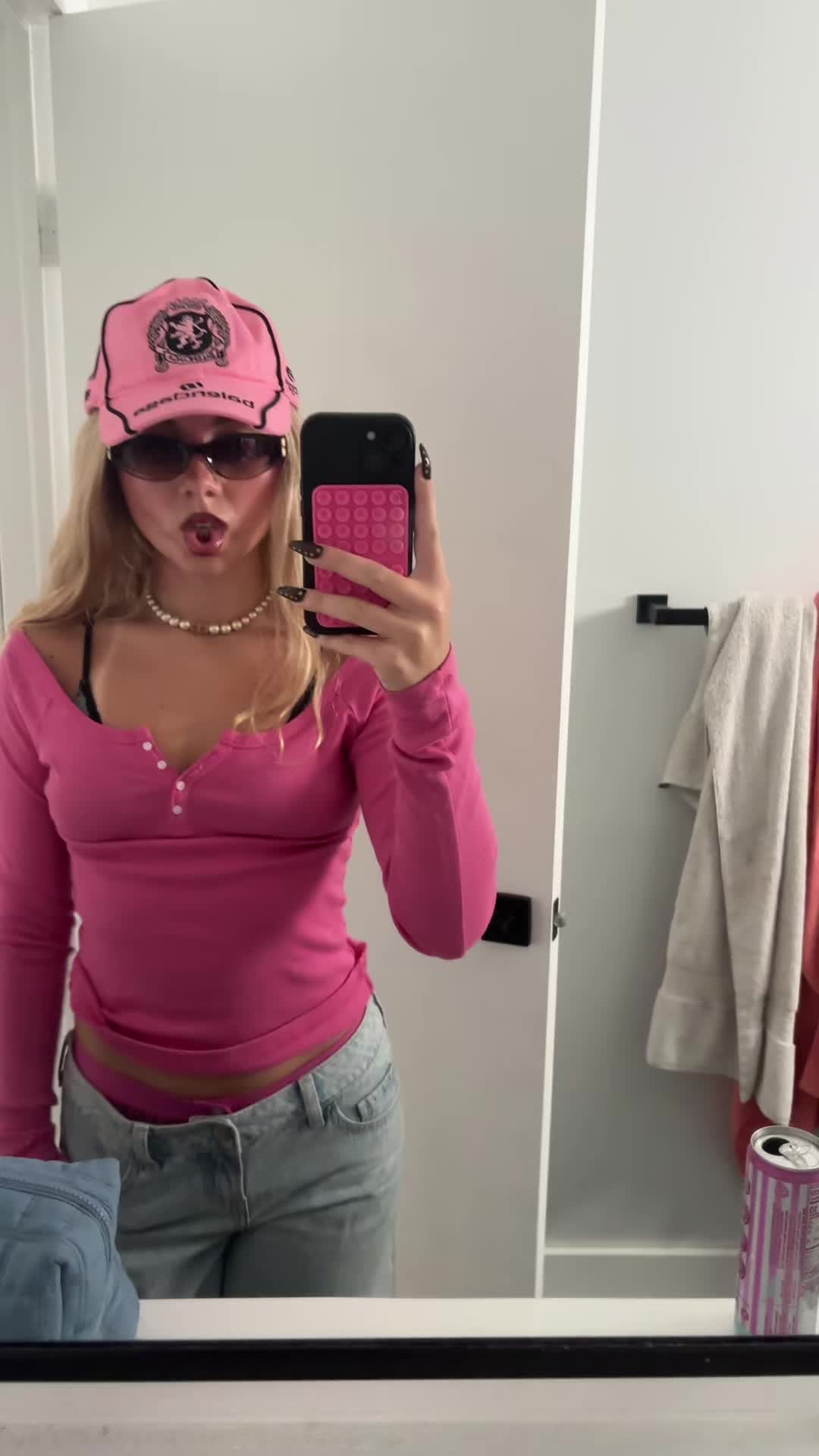@athena_hawn