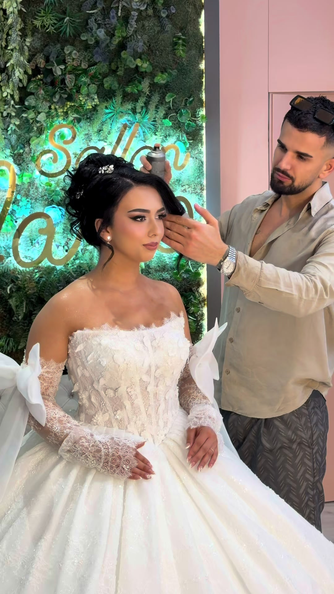 @hair_makeup_artist_Mario
