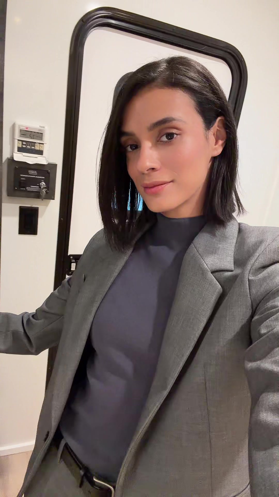 @LAYSLA
