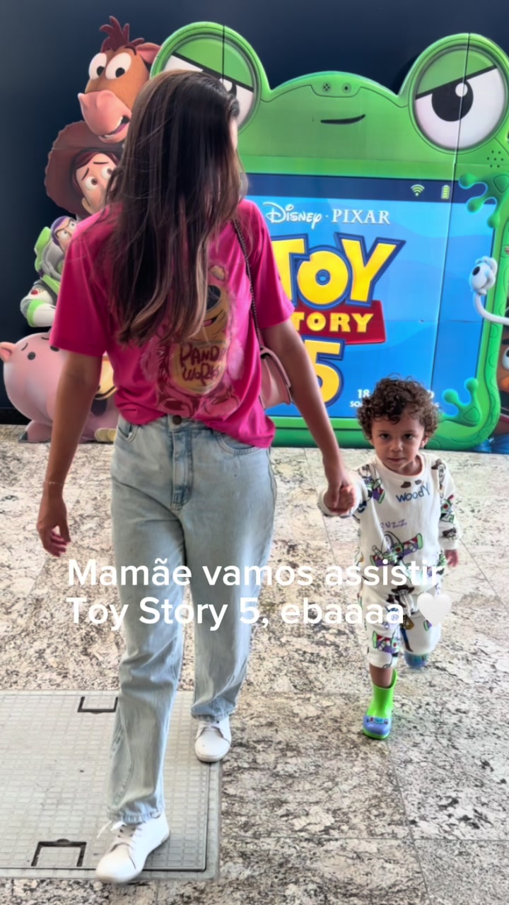 @Lya Mara