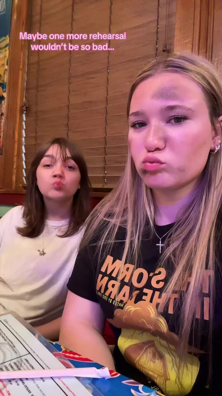 @Karli🎀