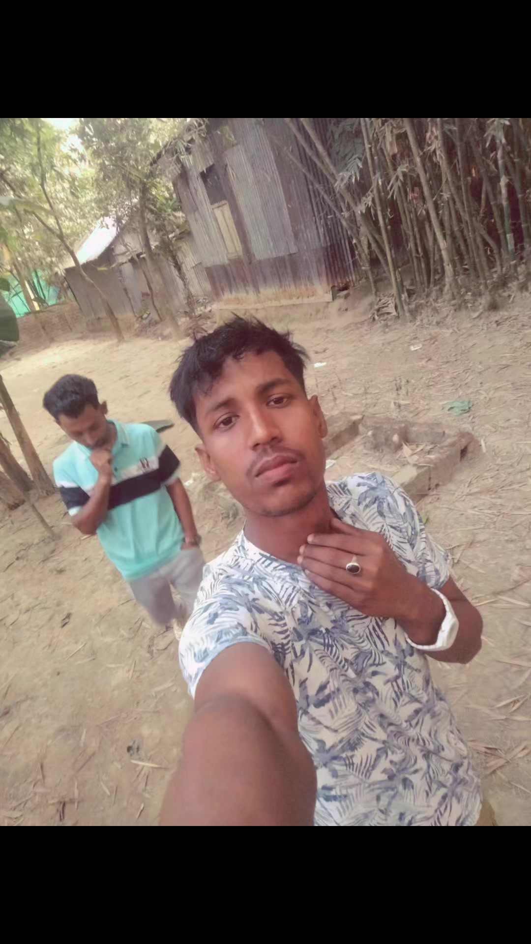 @MON MAJI