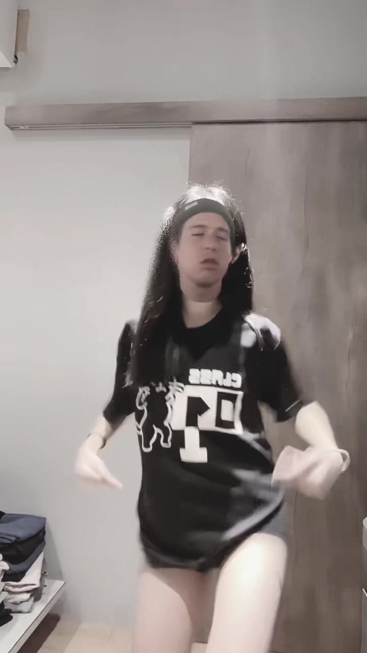 @Xr.
