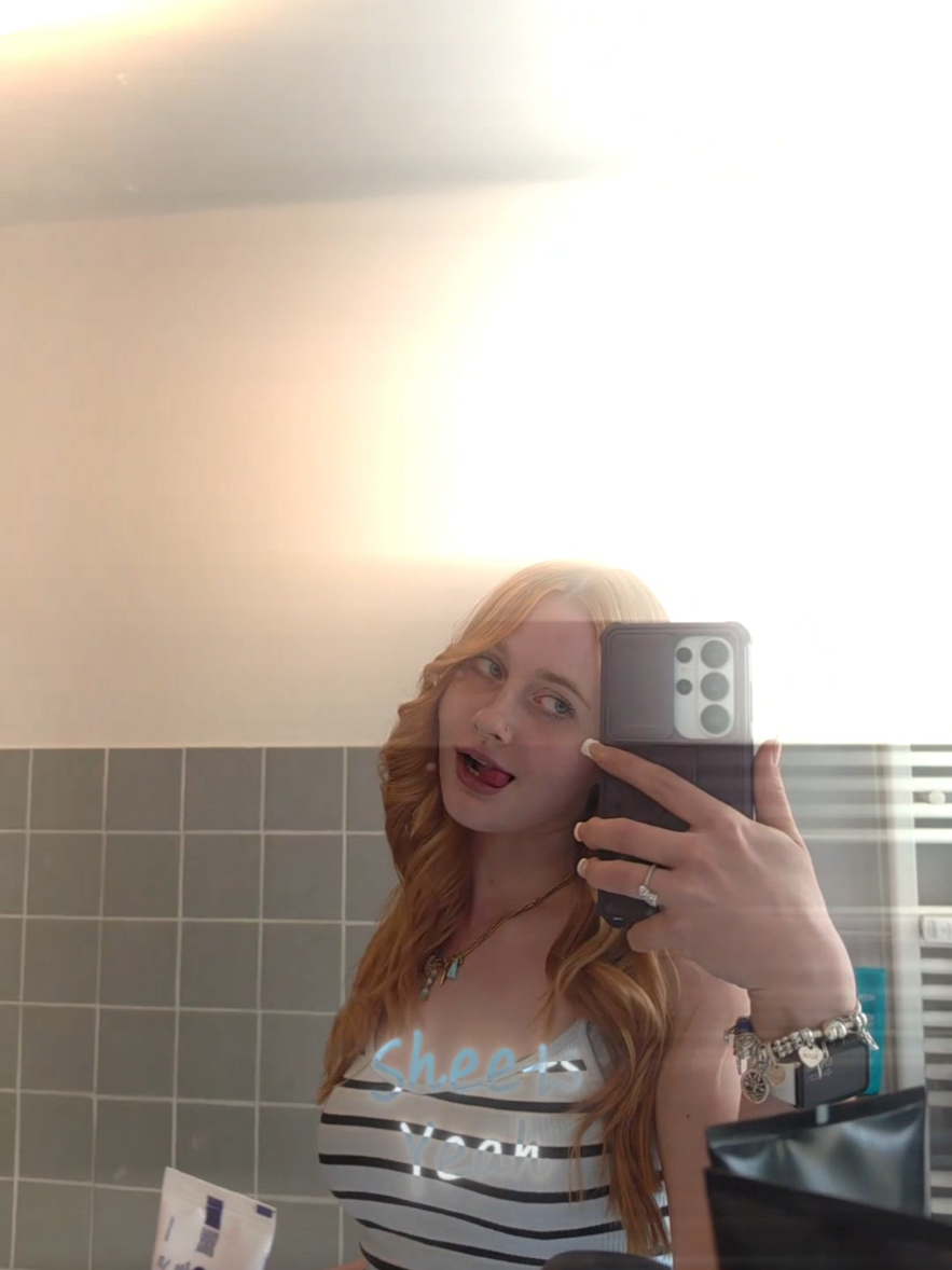 @𝕰𝖑𝖊𝖓𝖆🧚&zwj;♀️