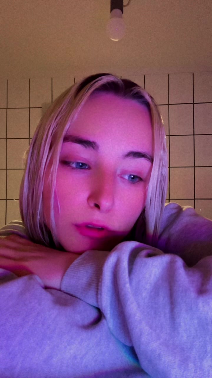 @Melina._2003