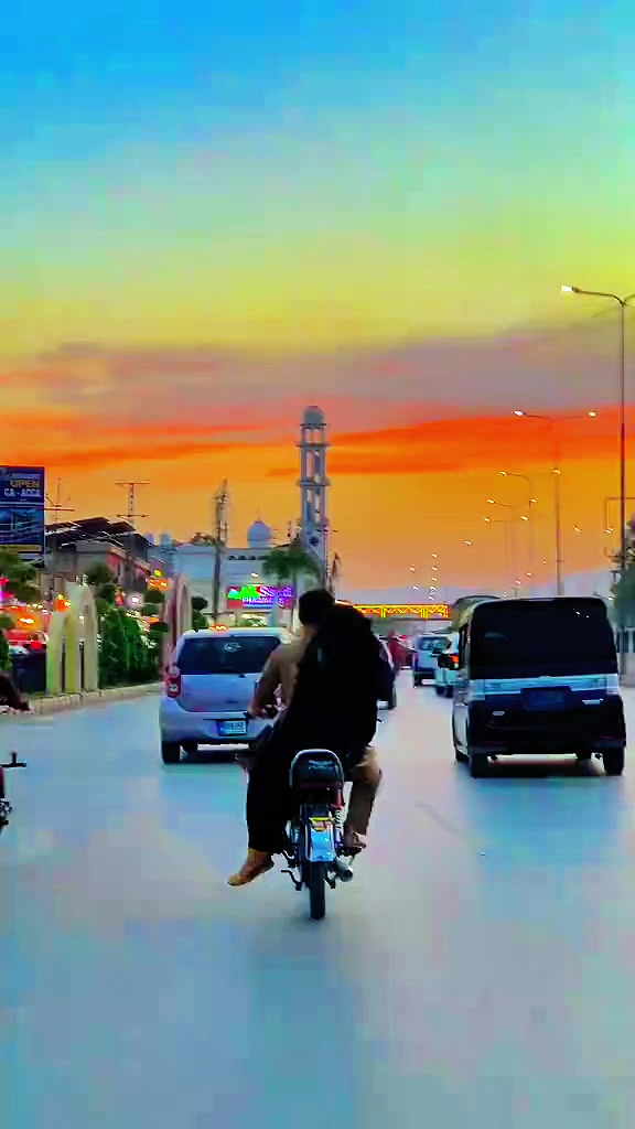 @𝑳𝒂𝒊𝒍𝒂_𝒔𝒘𝒂𝒕𝒊🦅