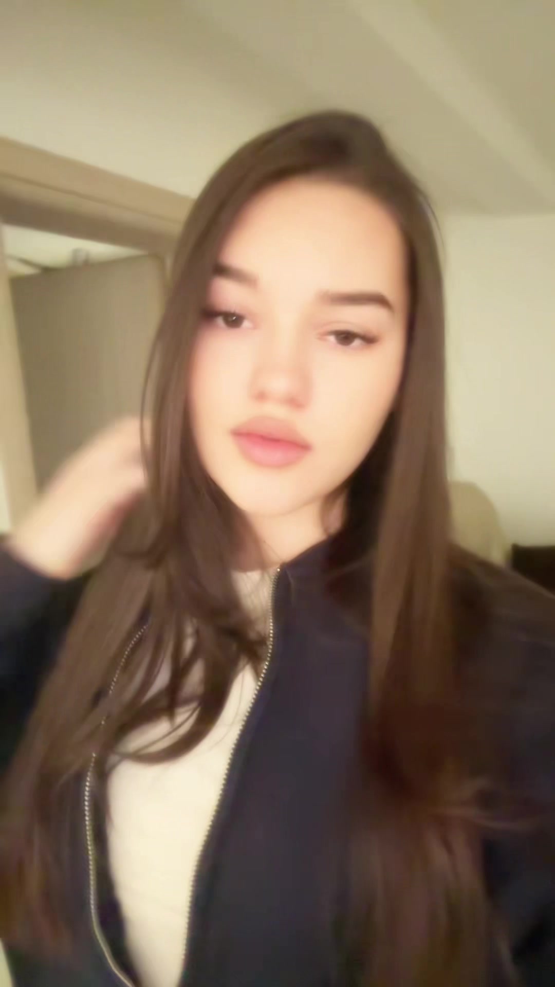 @l4uraaaa