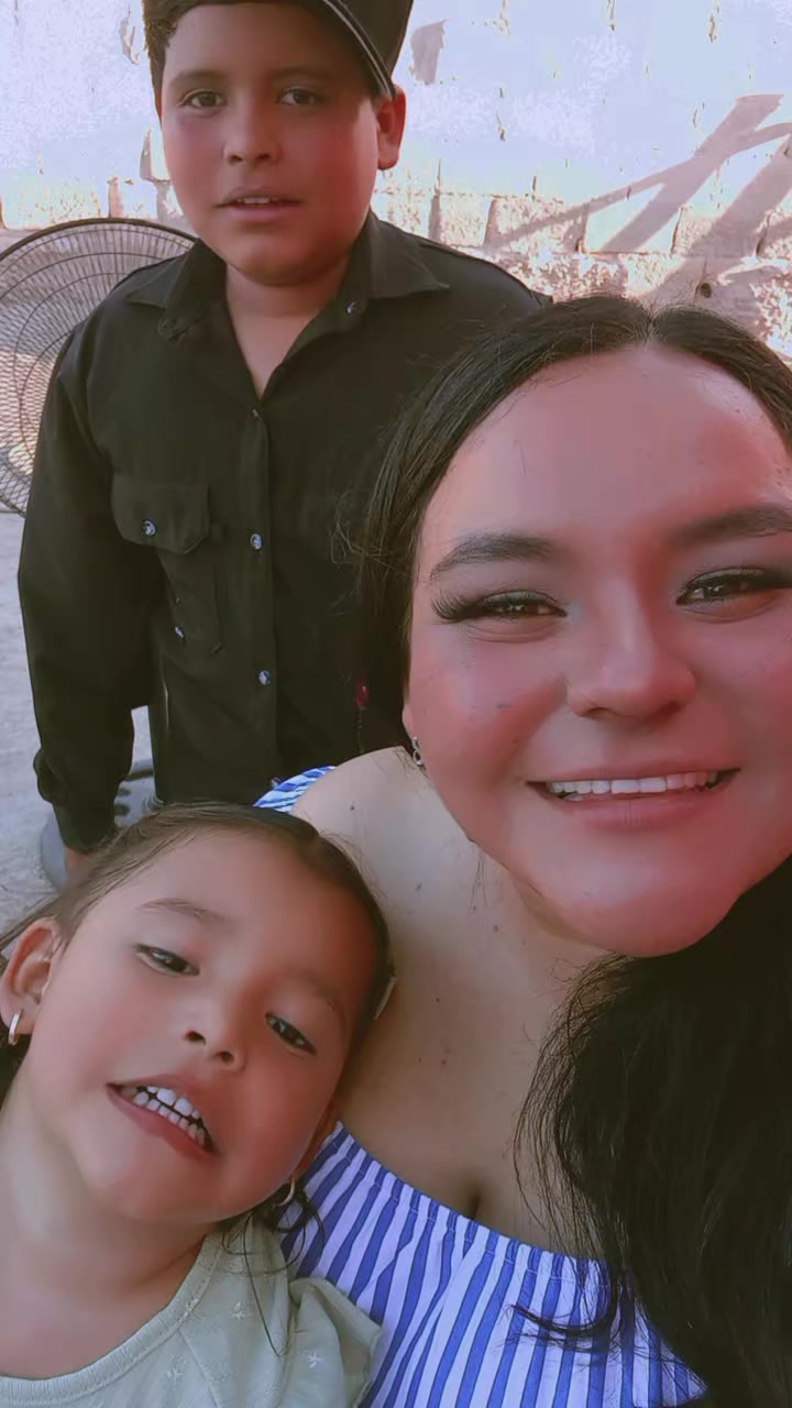 @Ana Gallardo