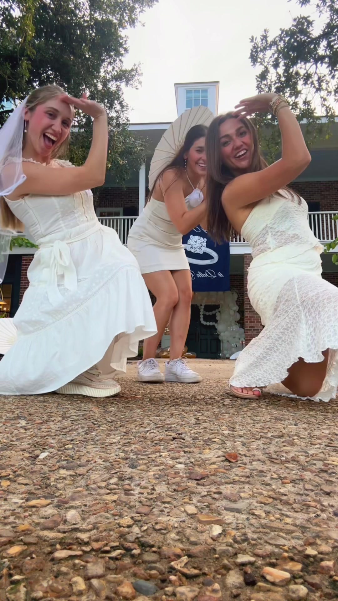 @Tori 🤸🏻♀️