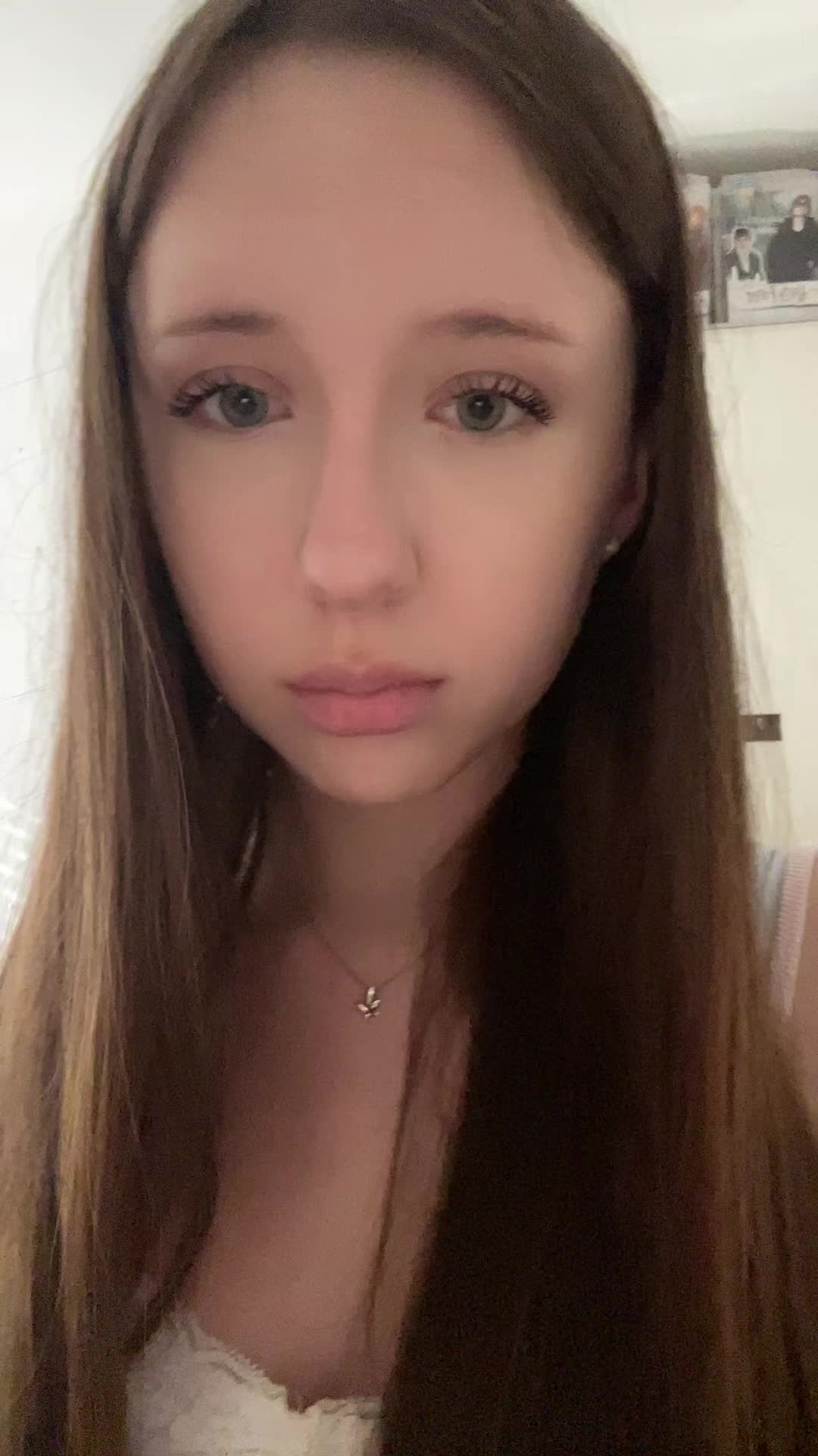 @𝒪𝓁𝒾𝓋𝒾𝒶🧁