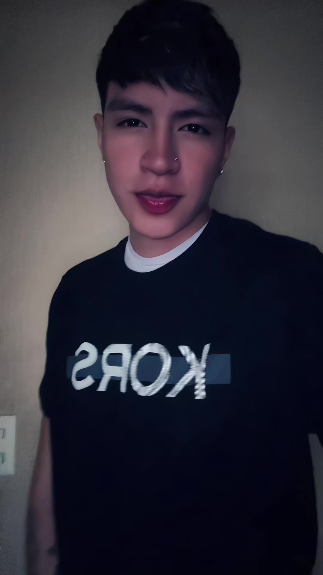 @️