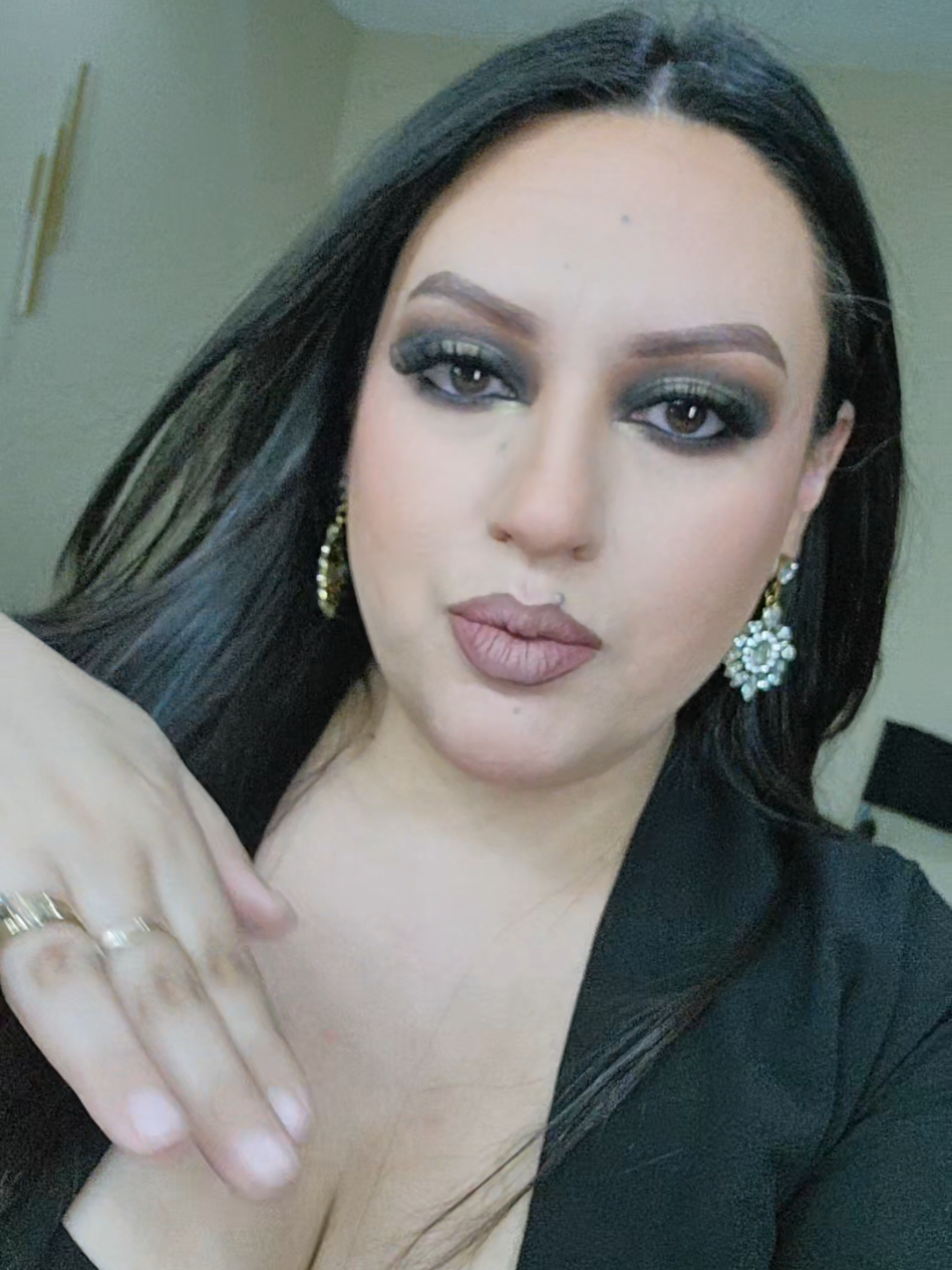 @Makeup Fanatic_xo
