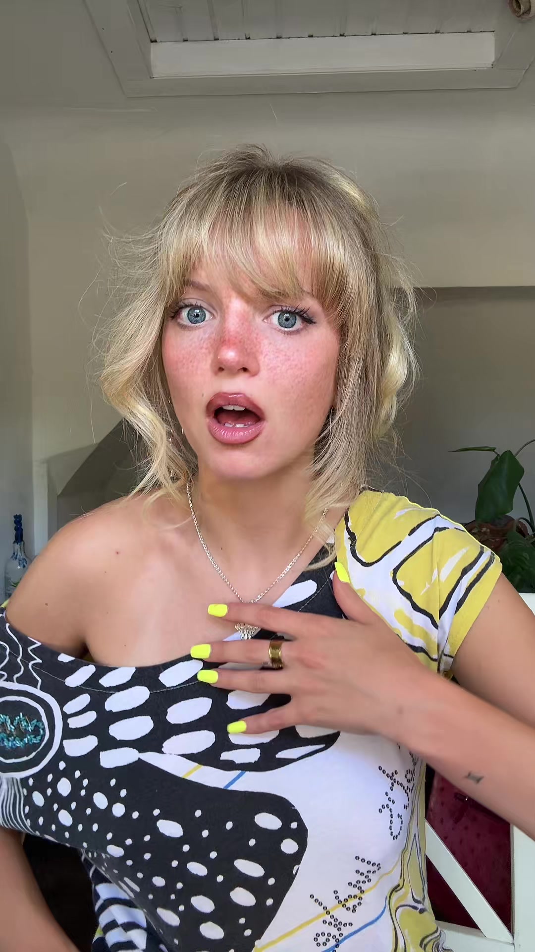 @angie kira 🪩