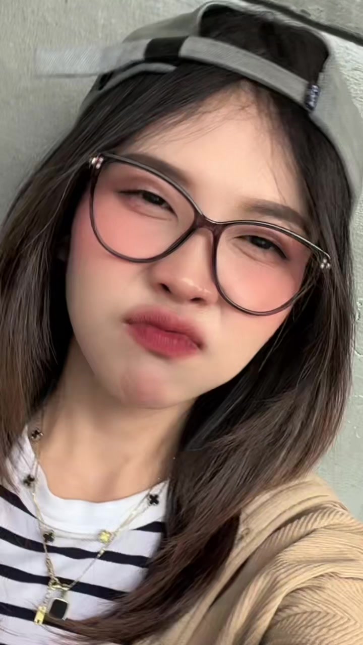 @Y U R A A A