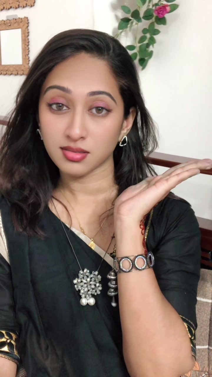 @স্বর্নালী সাথী