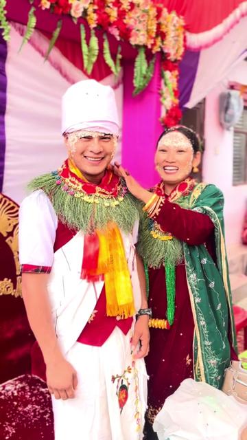 @Fareesha gurung🥂