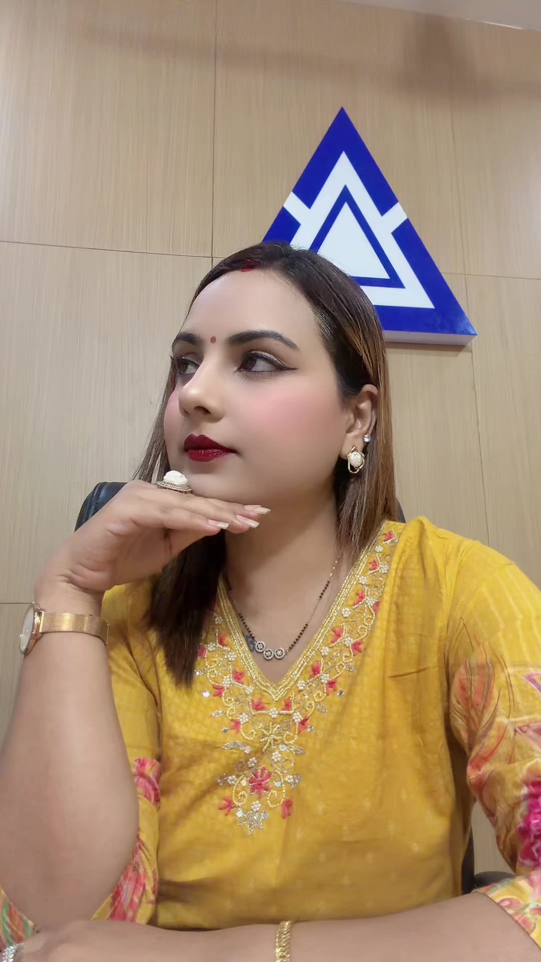 @Manisha😇
