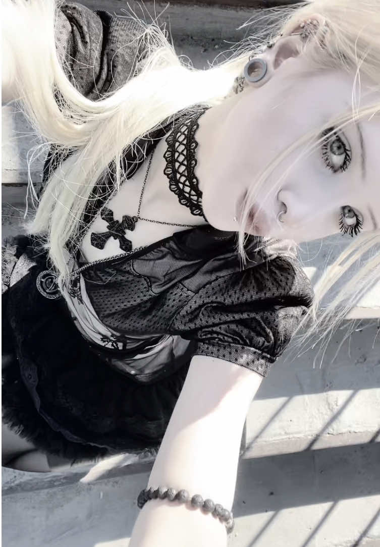 @♱⃓𝔡𝔞𝔪𝔫⚔︎𝔴𝔦𝔱𝔠𝔥𝔮♱⃓