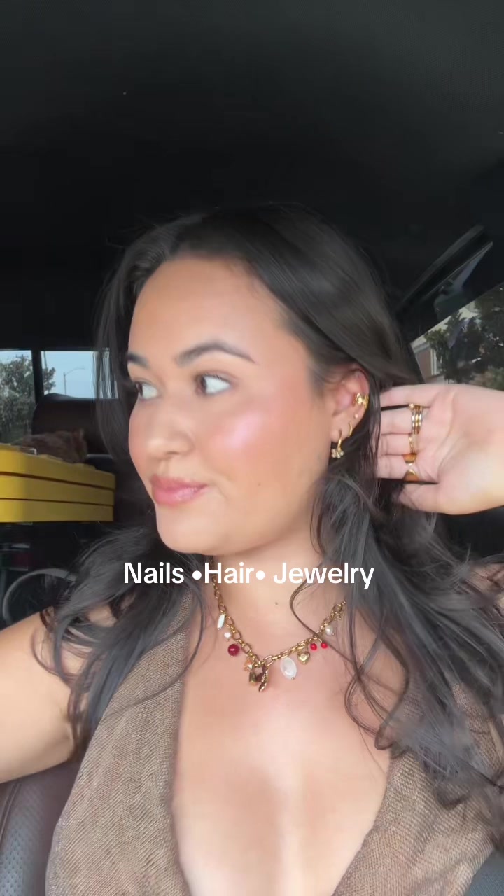 @GabulousLA