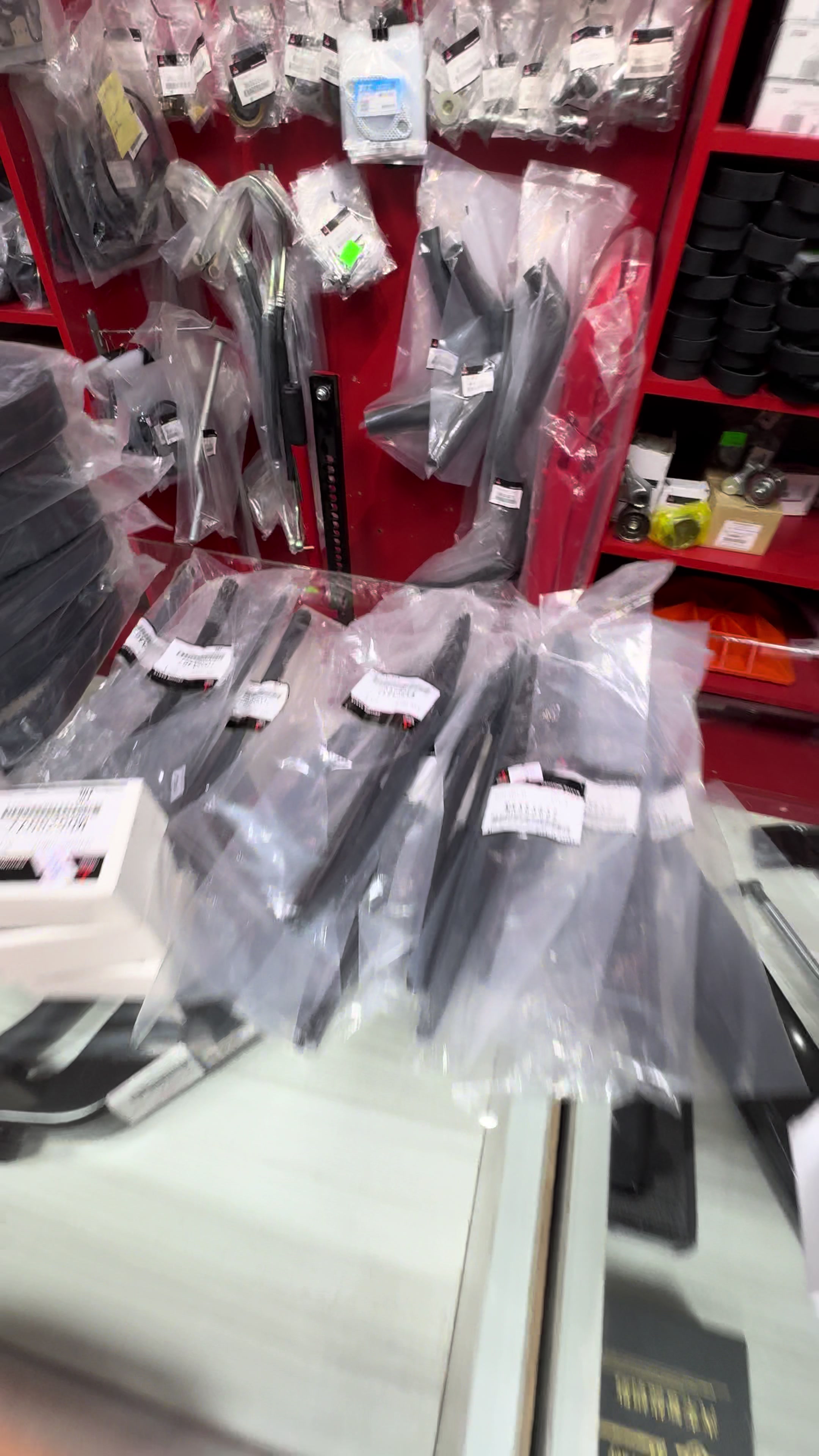 @Pajeroautoparts