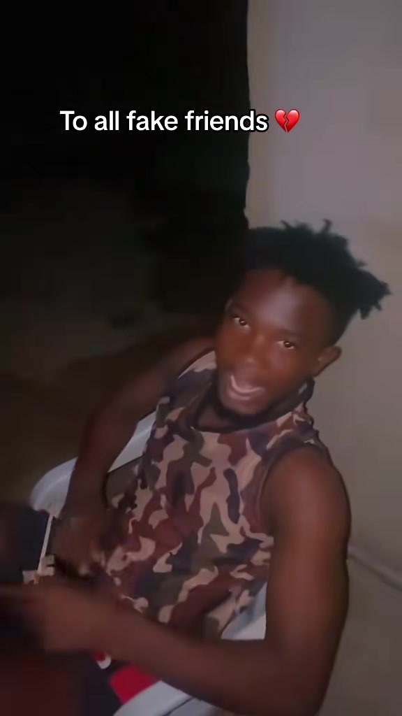 @KowopeViolence