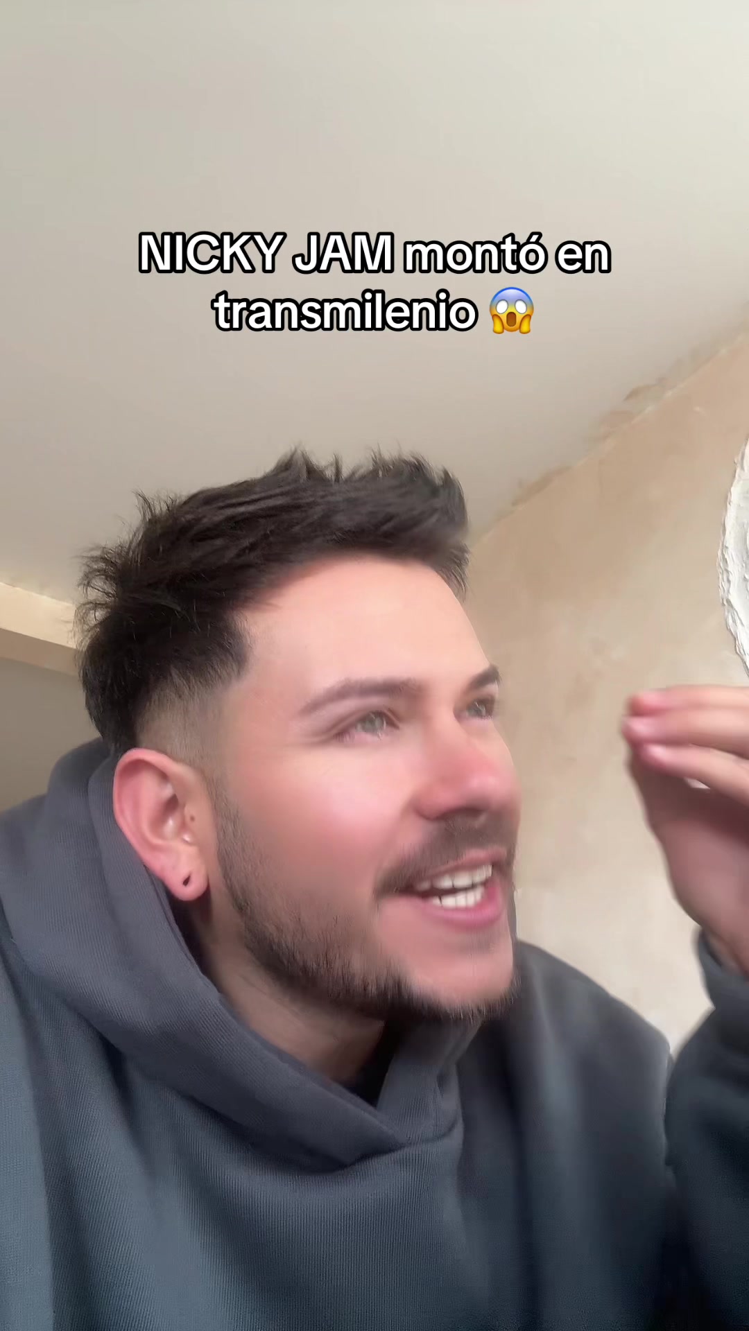 @soyzatt