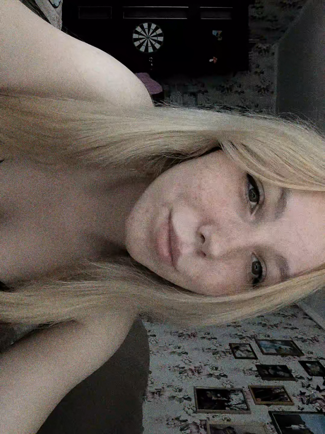 @Дина