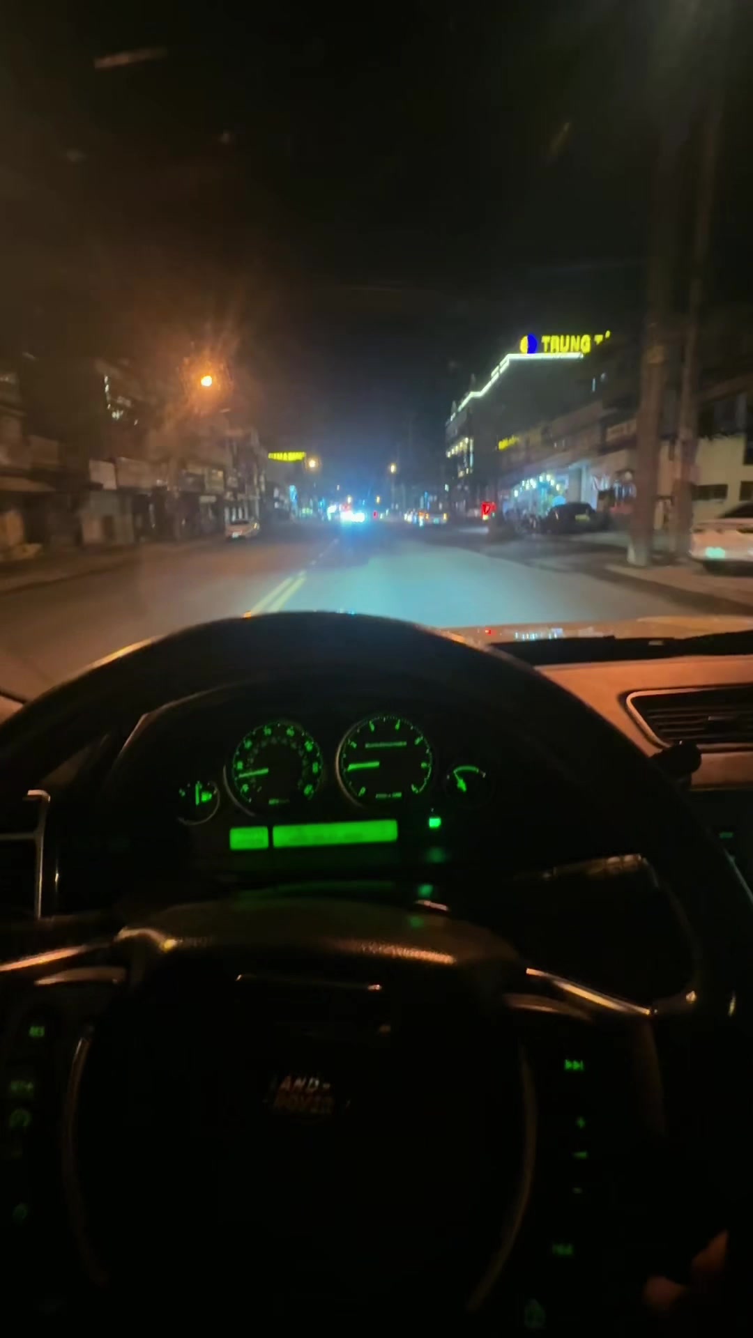 @Nguyễn Ho&agrave;ng Linh